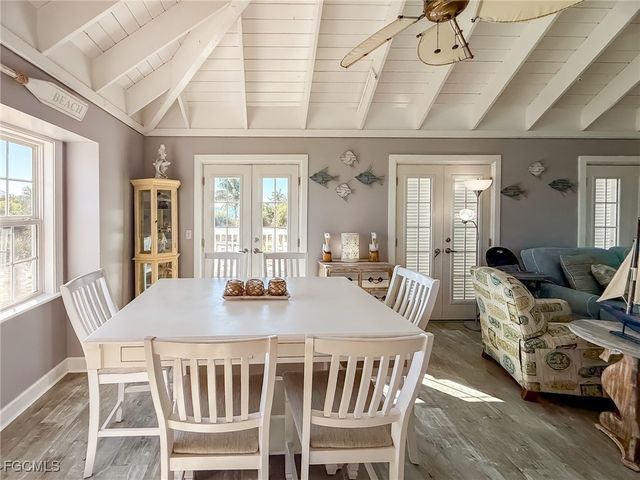 210 White Pelican DR, Upper Captiva, FL 33924