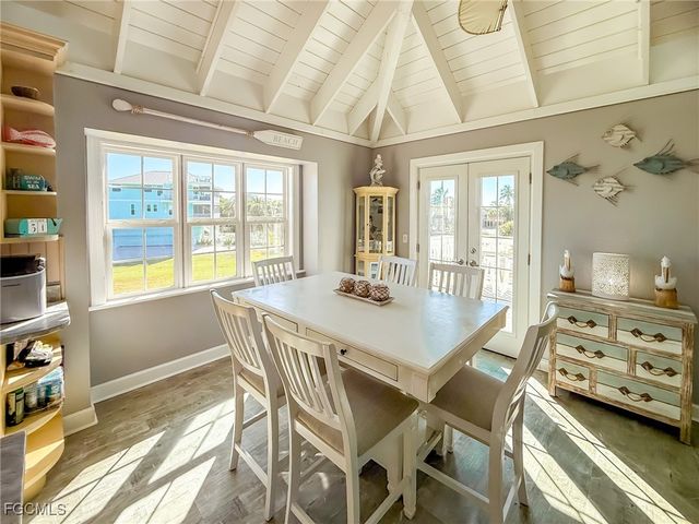 210 White Pelican DR, Upper Captiva, FL 33924