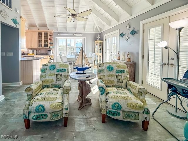 210 White Pelican DR, Upper Captiva, FL 33924