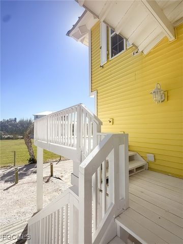 210 White Pelican DR, Upper Captiva, FL 33924