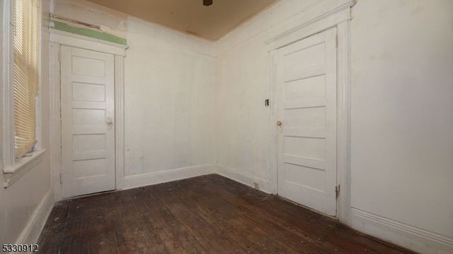 171 Armstrong Ave, Jersey City, NJ 07305