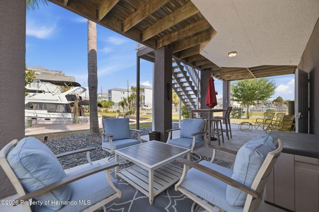 13943 Ethel Avenue, Hudson, FL 34667