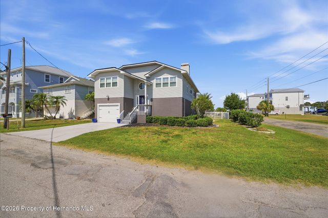 13943 Ethel Avenue, Hudson, FL 34667