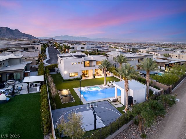 12653 Penfield Avenue, Las Vegas, NV 89138