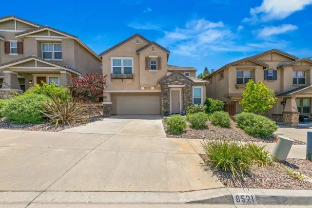 9521 Milden Street, La Mesa, CA 91942