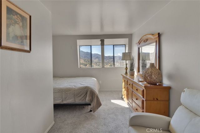 19765 Rox Road, Apple Valley, CA 92308