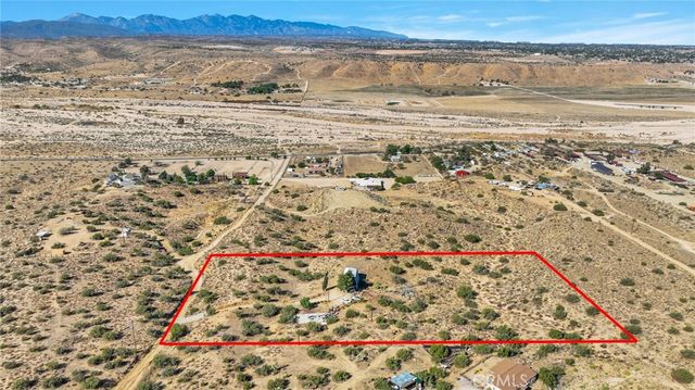 19765 Rox Road, Apple Valley, CA 92308