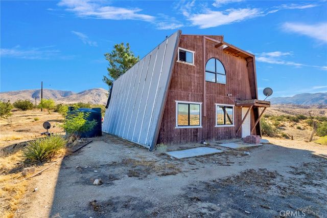 19765 Rox Road, Apple Valley, CA 92308