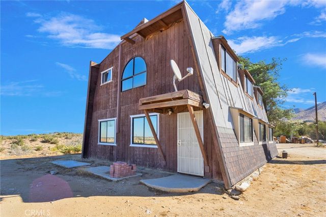 19765 Rox Road, Apple Valley, CA 92308