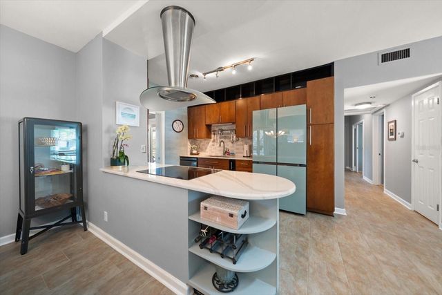 210 LIVE OAK LANE, Largo, FL 33770