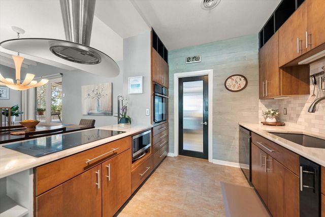 210 LIVE OAK LANE, Largo, FL 33770