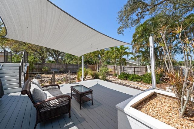 210 LIVE OAK LANE, Largo, FL 33770