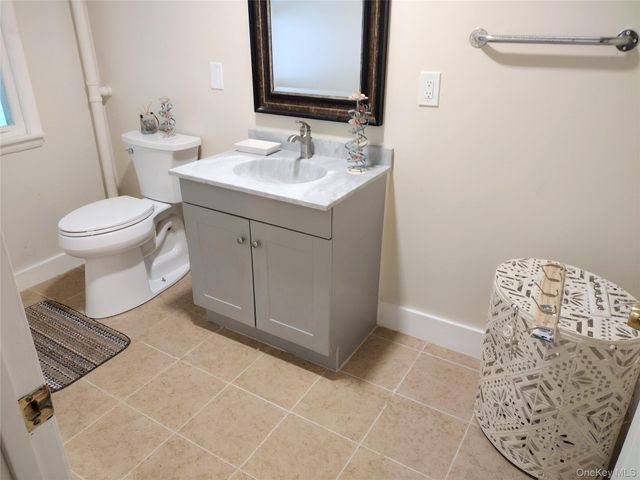 29 Kelsey Road, Poughkeepsie, NY 12601