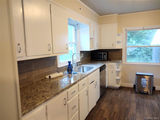 29 Kelsey Road, Poughkeepsie, NY 12601