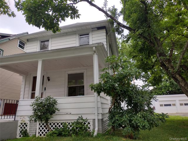 29 Kelsey Road, Poughkeepsie, NY 12601