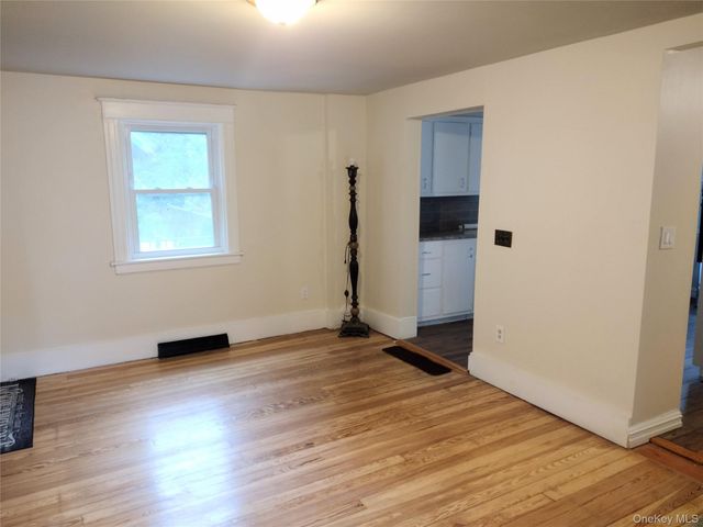 29 Kelsey Road, Poughkeepsie, NY 12601