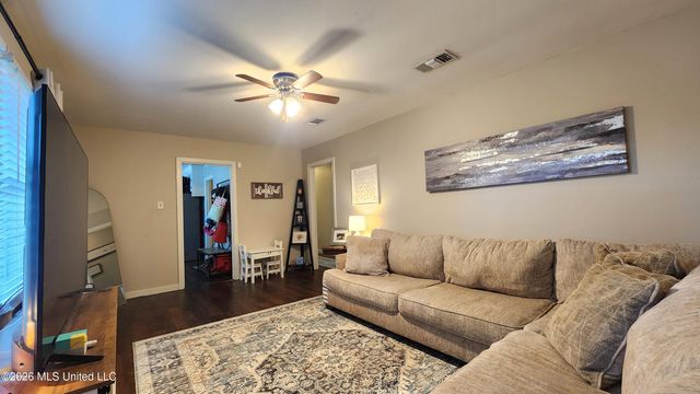 213 Holly Drive, Natchez, MS 39120