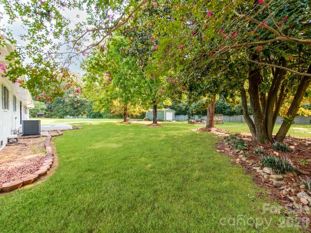 3072 Bethany Street 24-28, Claremont, NC 28610