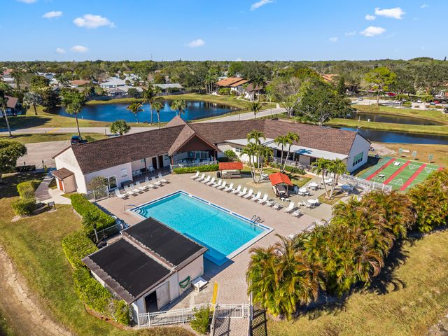 6531 SE Federal Highway S201, Stuart, FL 34997