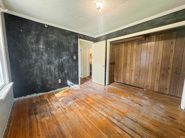 3920 W Maryland Street, Evansville, IN 47720