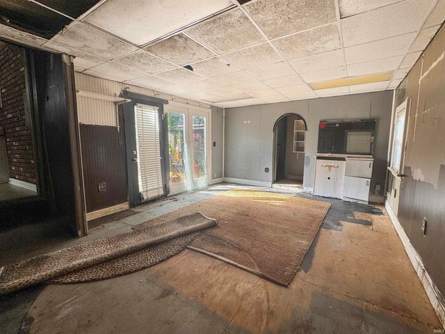 3920 W Maryland Street, Evansville, IN 47720