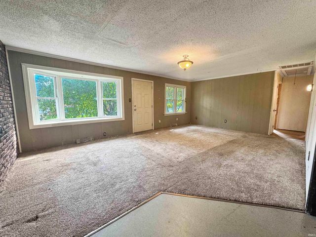 3920 W Maryland Street, Evansville, IN 47720