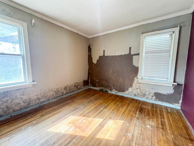 3920 W Maryland Street, Evansville, IN 47720