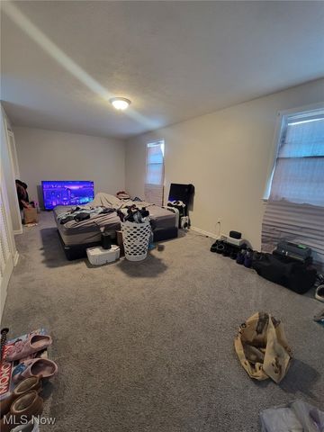 3802 Fairoaks Road, South Euclid, OH 44121