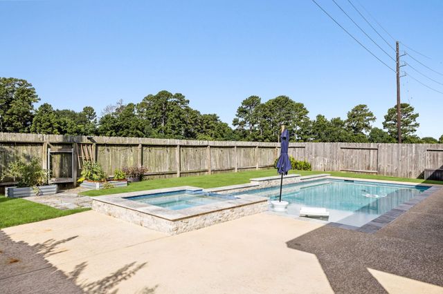 13407 Cameron Reach Drive, Tomball, TX 77377