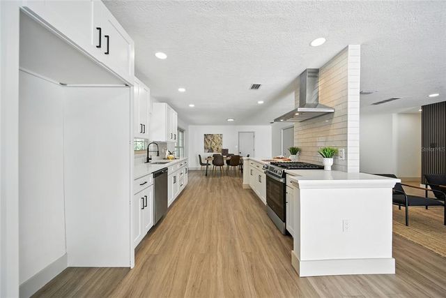 620 NE 21ST, Ocala, FL 34470