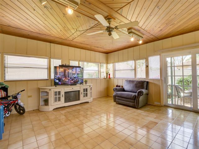 440 E CITRUS STREET, Altamonte Springs, FL 32701