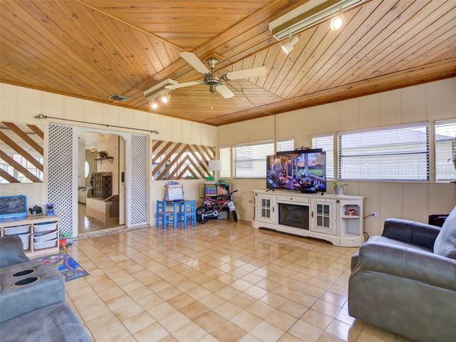 440 E CITRUS STREET, Altamonte Springs, FL 32701