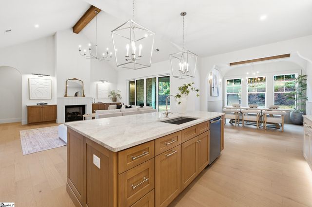 22 Jesse Court, Taylors, SC 29687