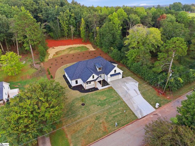22 Jesse Court, Taylors, SC 29687