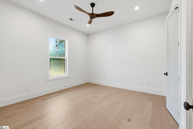 22 Jesse Court, Taylors, SC 29687