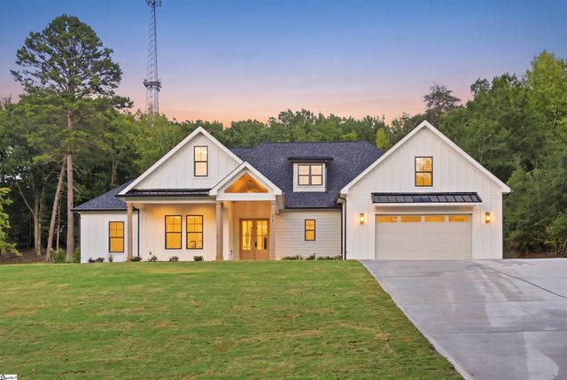 22 Jesse Court, Taylors, SC 29687