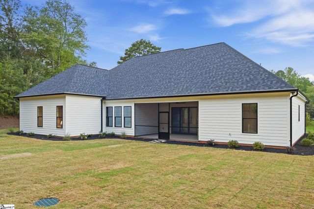 22 Jesse Court, Taylors, SC 29687