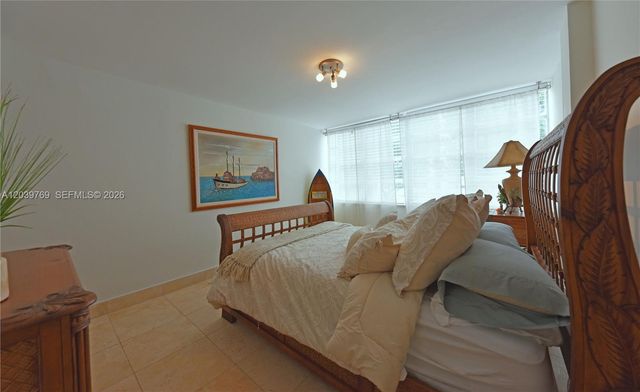 2016 Bay Dr 201, Miami Beach, FL 33141