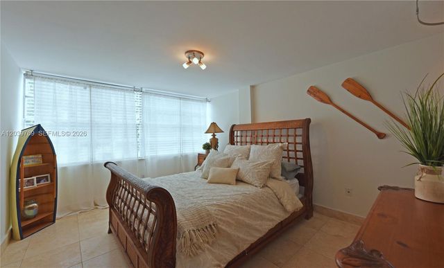 2016 Bay Dr 201, Miami Beach, FL 33141