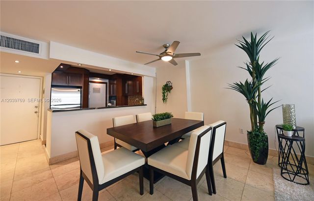 2016 Bay Dr 201, Miami Beach, FL 33141