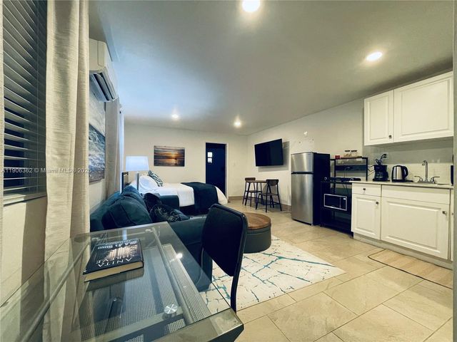 343 Menores Ave 0, Miami, FL 33134