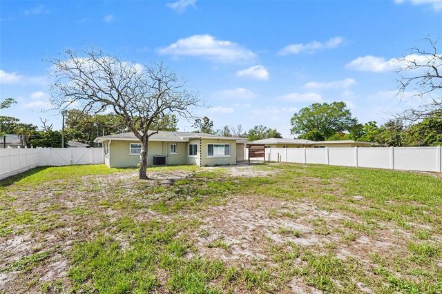 2139 POINCIANA DRIVE, Clearwater, FL 33760