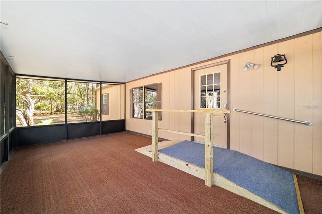 13168 NE 19TH LANE, Silver Springs, FL 34488