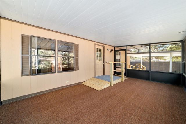 13168 NE 19TH LANE, Silver Springs, FL 34488