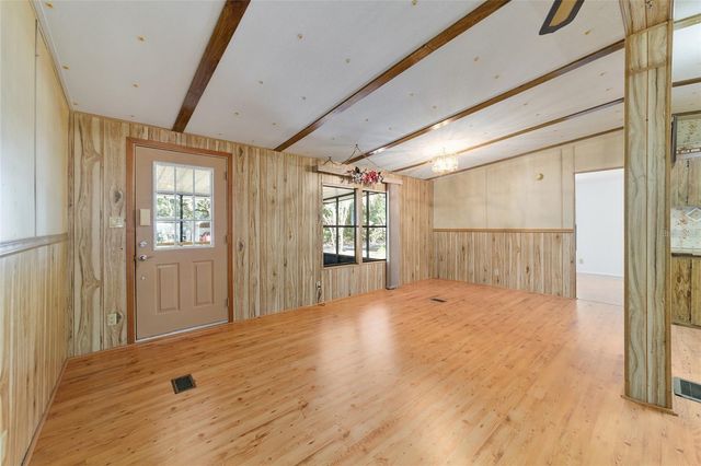 13168 NE 19TH LANE, Silver Springs, FL 34488