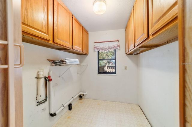 13168 NE 19TH LANE, Silver Springs, FL 34488