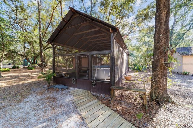 13168 NE 19TH LANE, Silver Springs, FL 34488