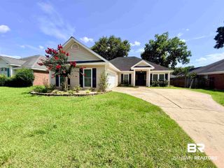 2125 Willow Oak Drive, Mobile, AL 36695