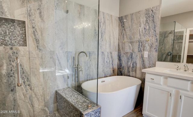 16420 N THOMPSON PEAK Parkway 1043, Scottsdale, AZ 85260