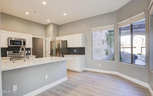 16420 N THOMPSON PEAK Parkway 1043, Scottsdale, AZ 85260